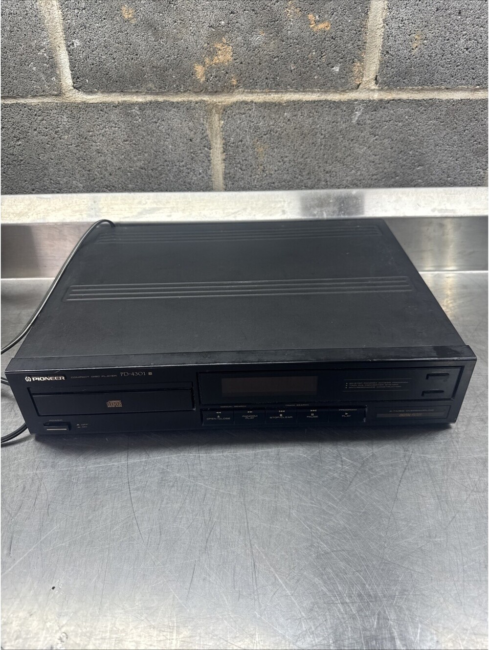 Pioneer PD-4301 Black CD Player Stereo Wired Tested Works